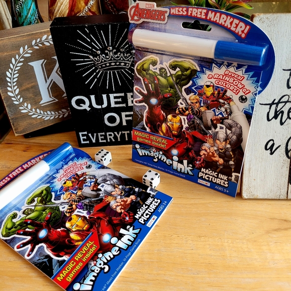 🍭🍭🌈🌈Marvel Comics The Avengers Imagine Ink Activity Book - Picture 1 of 5